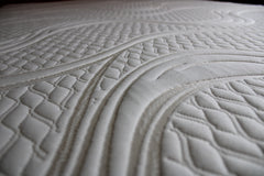 Paquete de 2 colchones Nuevo Koena WaveS: 1 matrimonial y 1 king size y 4 almohadas de regalo